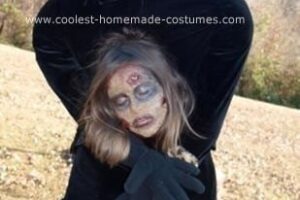 La idea más chula de un disfraz casero de zombie sin cabeza para Halloween
